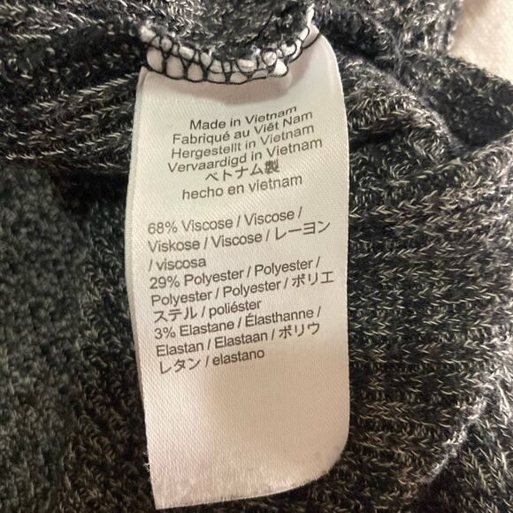 J.Crew Women's Turtleneck in Fine Rib Charcoal Size Medium - Picture 5 of 8